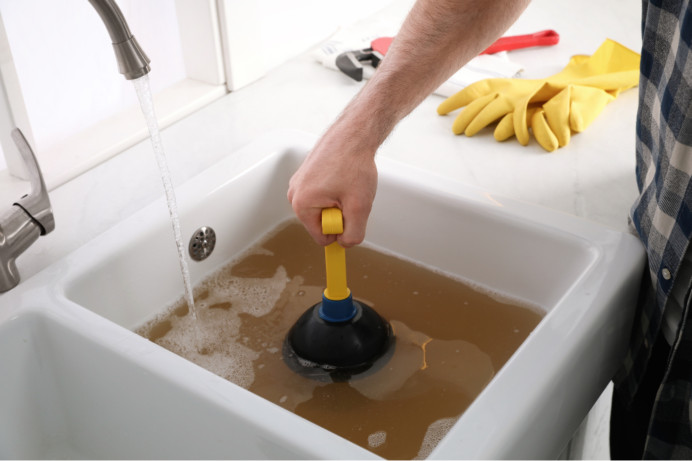 Drain cleaning in Jumeirah villa